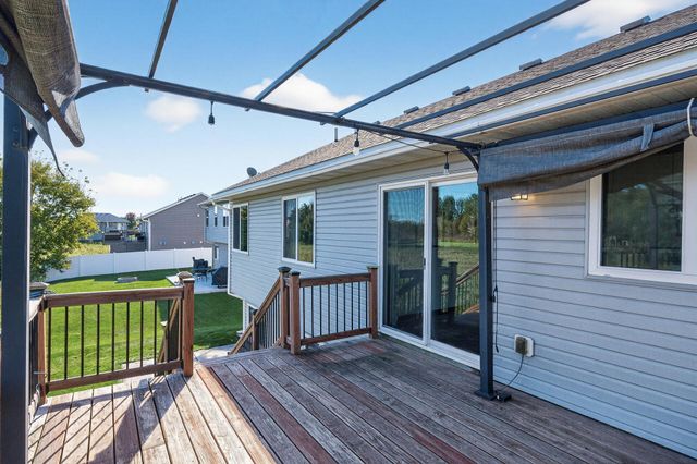 10688 51st Street NE, Albertville, MN 55301