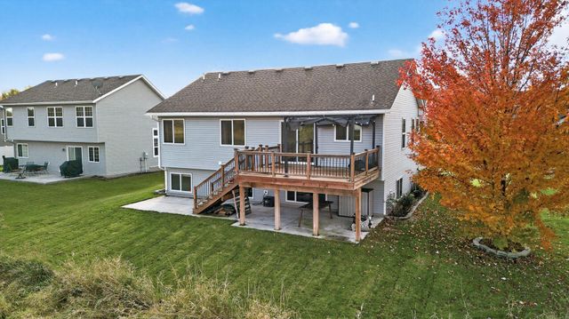 10688 51st Street NE, Albertville, MN 55301