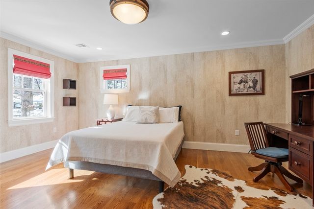 1 Baker Ave, Concord, MA 01742