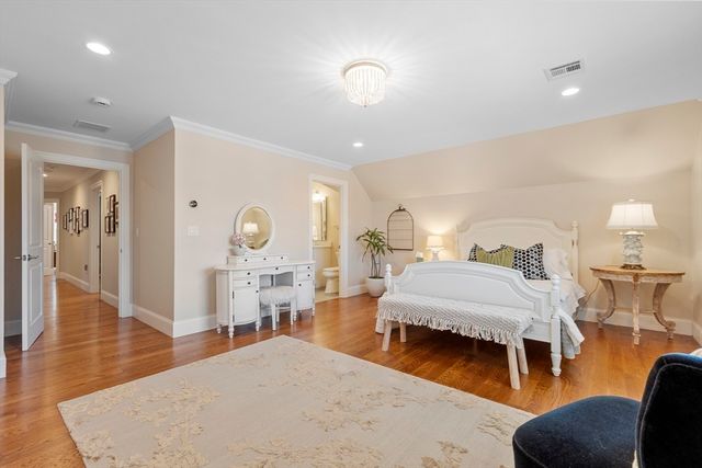 1 Baker Ave, Concord, MA 01742