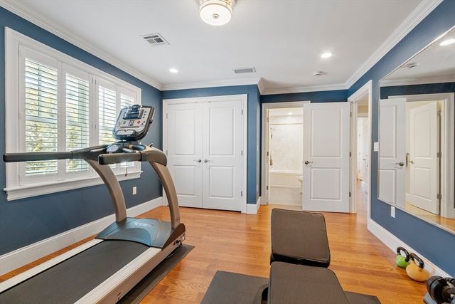 1 Baker Ave, Concord, MA 01742