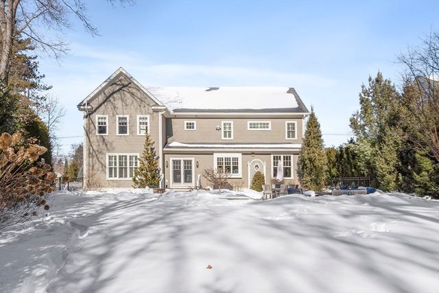 1 Baker Ave, Concord, MA 01742