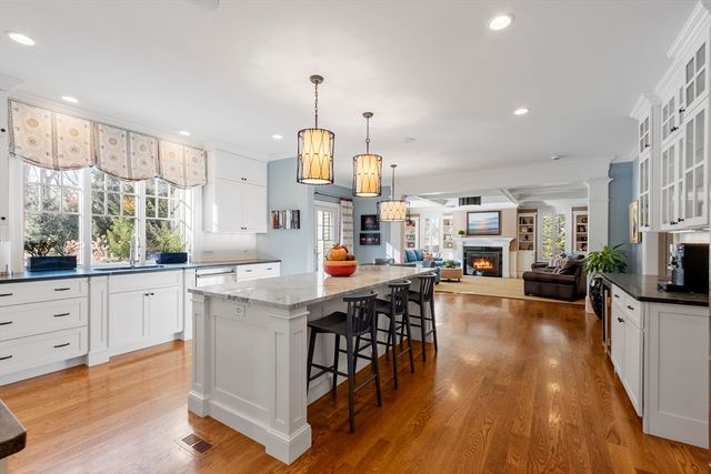 1 Baker Ave, Concord, MA 01742