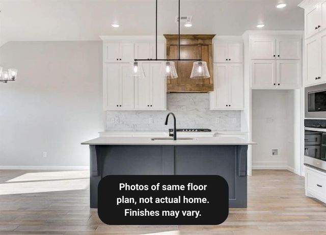 11725 SW 48th Street, Mustang, OK 73064