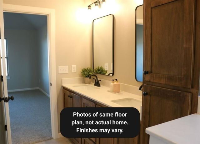 11725 SW 48th Street, Mustang, OK 73064