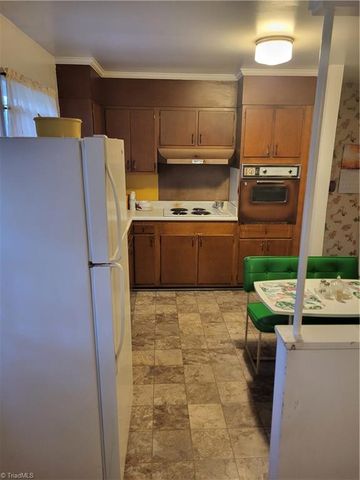 3319 Woodlea Drive, Greensboro, NC 27406