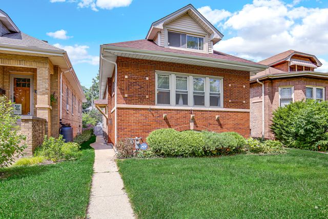 3742 Clinton Avenue, Berwyn, IL 60402