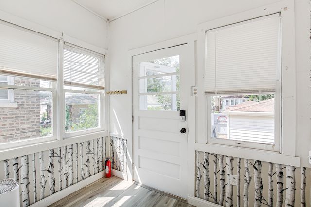 3742 Clinton Avenue, Berwyn, IL 60402