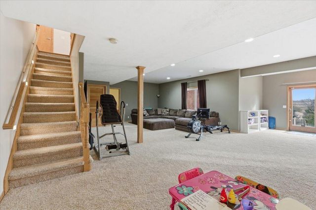 1313 ASTER Circle, Council Bluffs, IA 51503