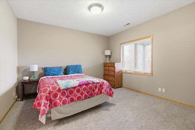 1313 ASTER Circle, Council Bluffs, IA 51503