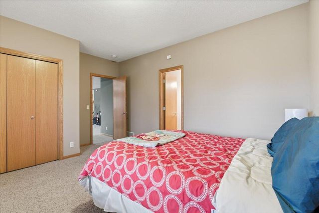 1313 ASTER Circle, Council Bluffs, IA 51503