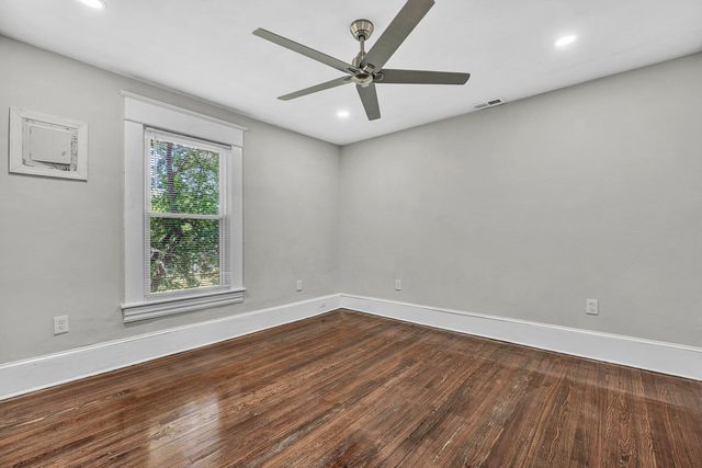 2201 Orange AVE NW, Roanoke, VA 24017