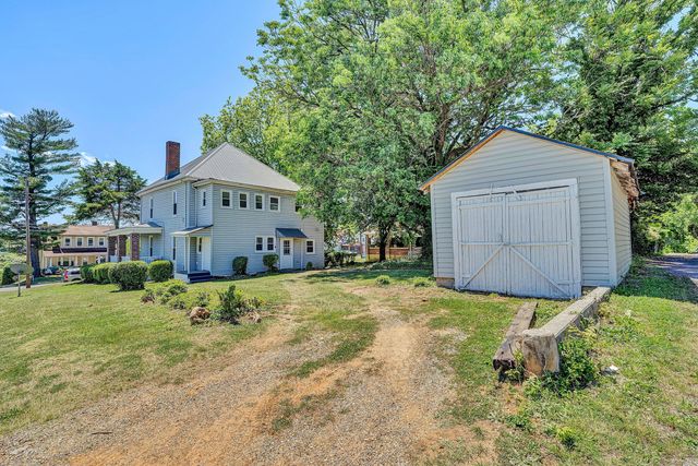 2201 Orange AVE NW, Roanoke, VA 24017