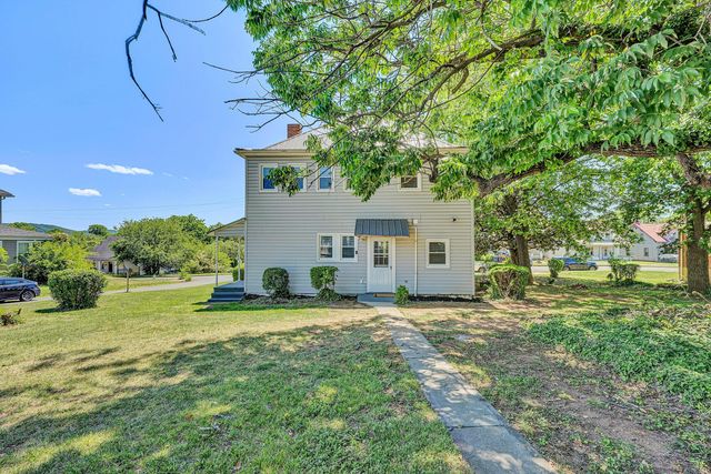 2201 Orange AVE NW, Roanoke, VA 24017