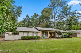 141 Meadowdale Drive, Madison, MS 39110