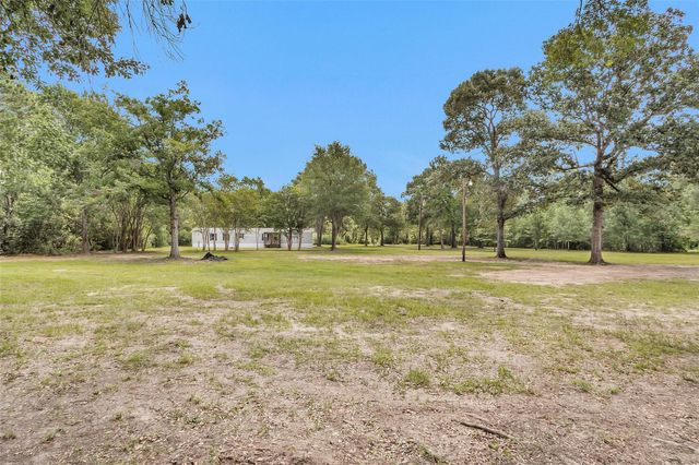 7576 Greenwood Drive, Cleveland, TX 77328