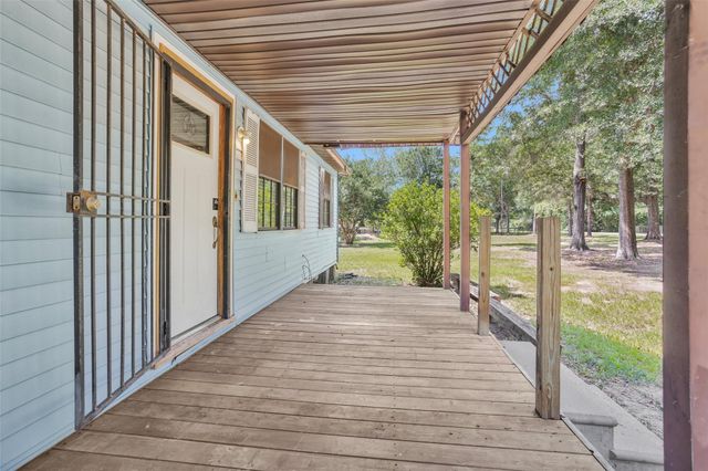 7576 Greenwood Drive, Cleveland, TX 77328