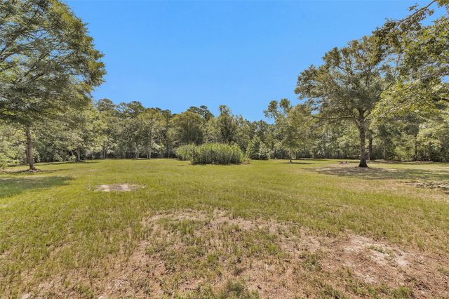 7576 Greenwood Drive, Cleveland, TX 77328