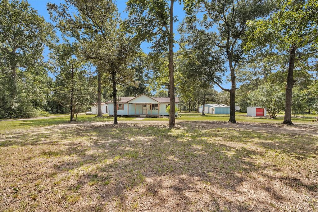 7576 Greenwood Drive, Cleveland, TX 77328