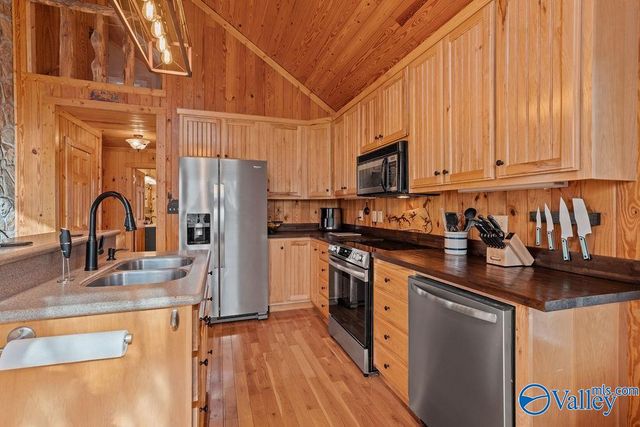 288 Road 9072, Mentone, AL 35984