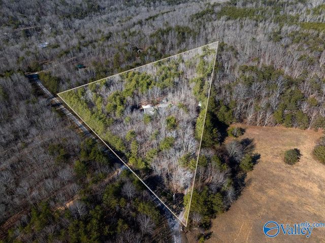288 Road 9072, Mentone, AL 35984