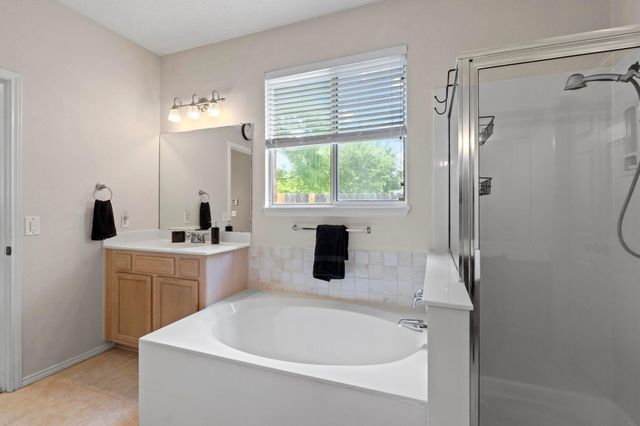 16907 Cranston DR, Round Rock, TX 78664