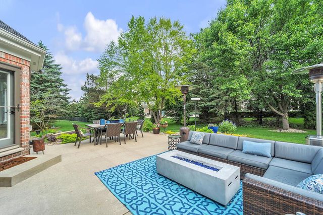 6606 Fieldstone COURT, Racine, WI 53402