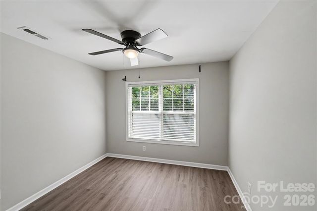3111 Gloxinia Road, Charlotte, NC 28215