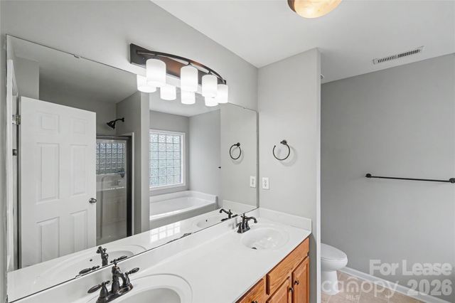 3111 Gloxinia Road, Charlotte, NC 28215