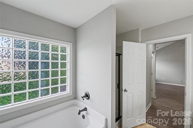3111 Gloxinia Road, Charlotte, NC 28215