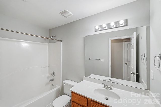 3111 Gloxinia Road, Charlotte, NC 28215