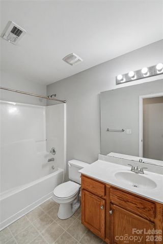 3111 Gloxinia Road, Charlotte, NC 28215