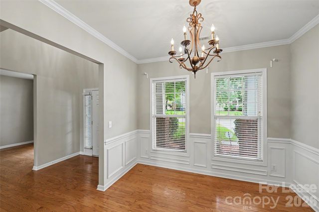 3111 Gloxinia Road, Charlotte, NC 28215