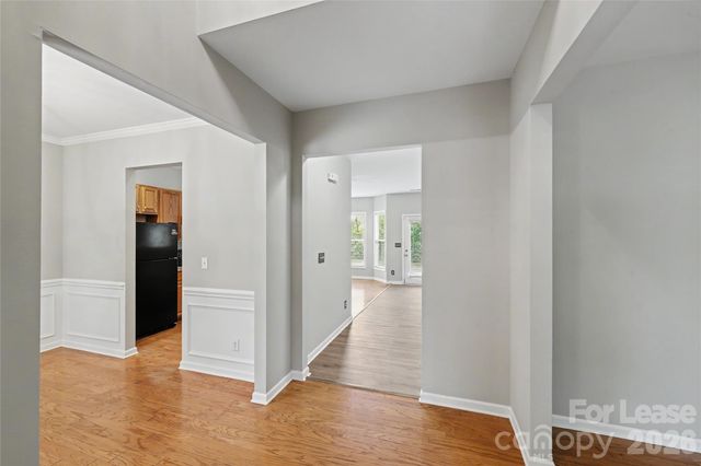 3111 Gloxinia Road, Charlotte, NC 28215