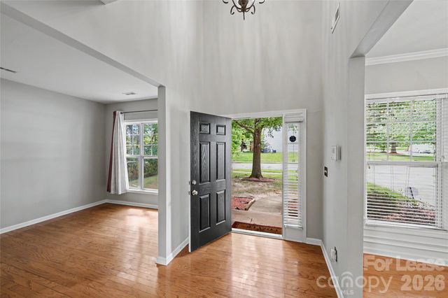 3111 Gloxinia Road, Charlotte, NC 28215