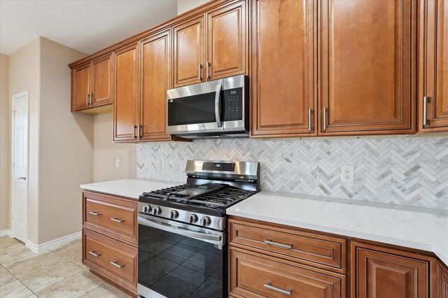 2631 Leisure Lane, Little Elm, TX 75068