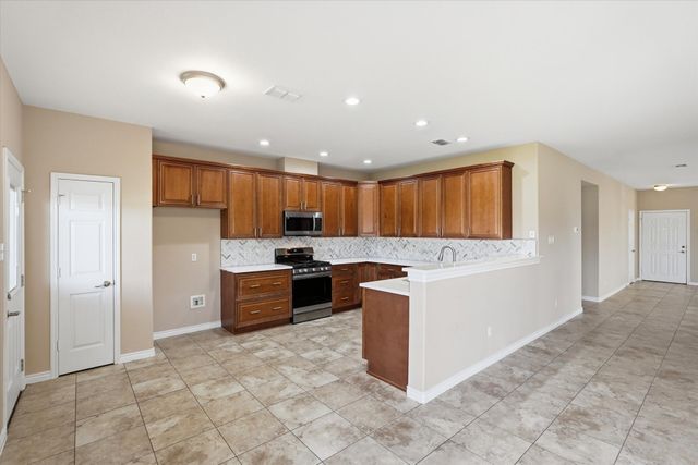 2631 Leisure Lane, Little Elm, TX 75068