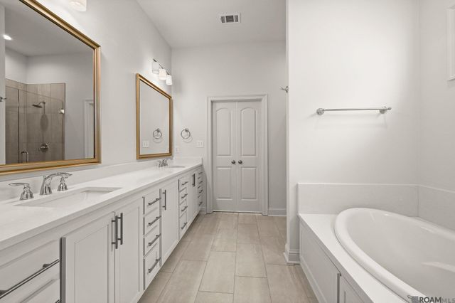 464 Sweet Grass Loop, Thibodaux, LA 70301