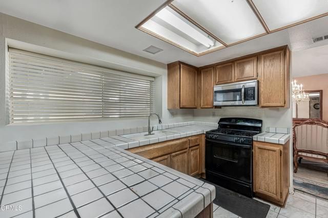 43415 Emilia Lane, Lancaster, CA 93535