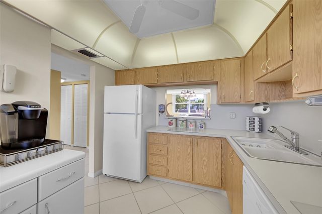 6850 Royal Palm Boulevard G202, Margate, FL 33063