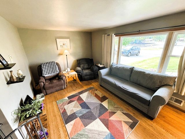 12907 W Cameron AVENUE, Butler, WI 53007