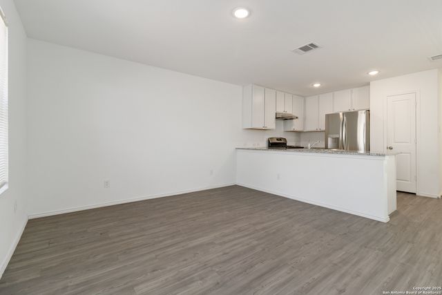 10954 Presa Way, San Antonio, TX 78223