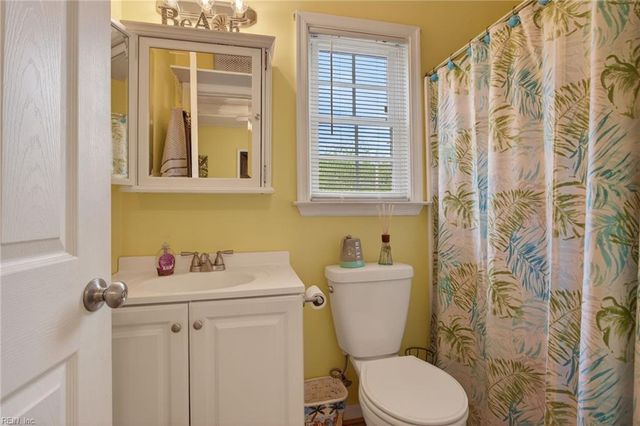 801 Elmhurst LN, Portsmouth, VA 23701