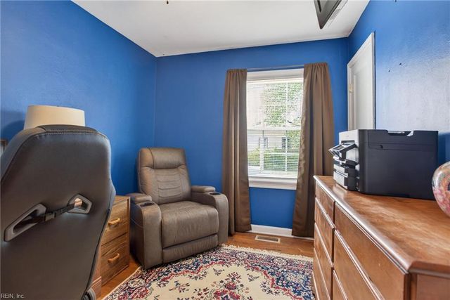 801 Elmhurst LN, Portsmouth, VA 23701