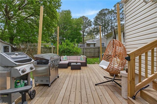 801 Elmhurst LN, Portsmouth, VA 23701