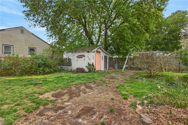 801 Elmhurst LN, Portsmouth, VA 23701