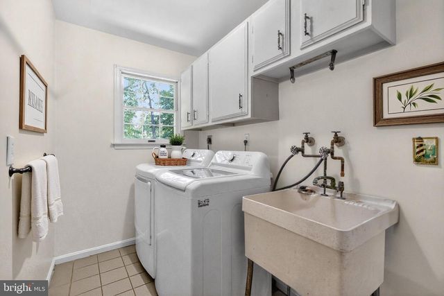 700 N HOLLY DR, Annapolis, MD 21409