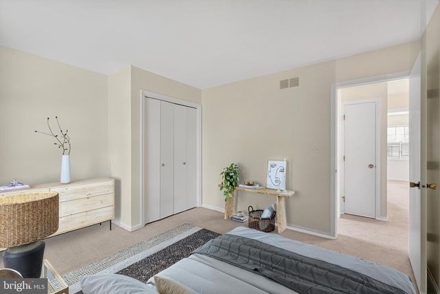 700 N HOLLY DR, Annapolis, MD 21409