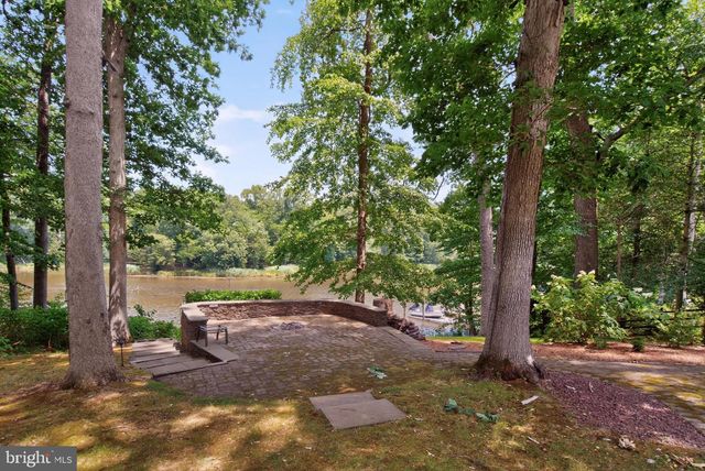 700 N HOLLY DR, Annapolis, MD 21409