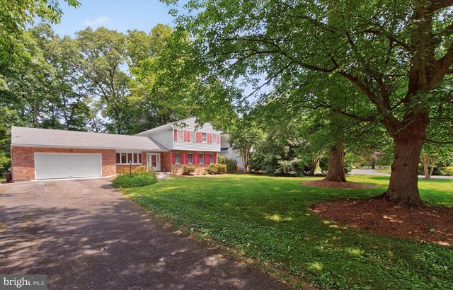 700 N HOLLY DR, Annapolis, MD 21409